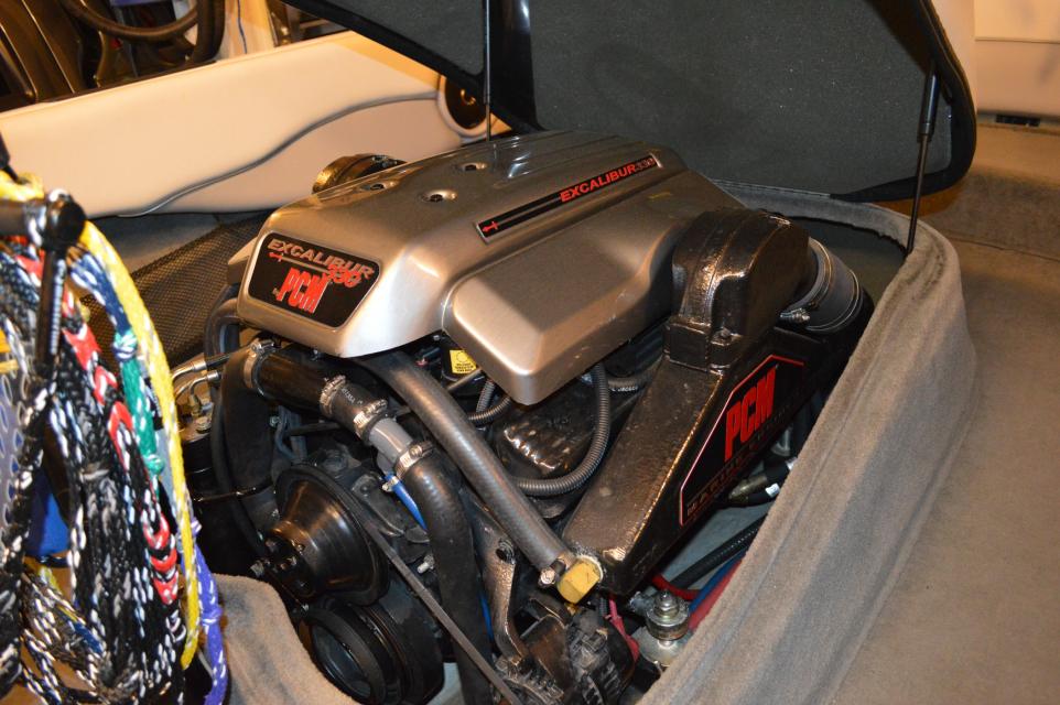 Click image for larger version

Name:	03 Nautique 007.jpg
Views:	293
Size:	96.0 KB
ID:	380045