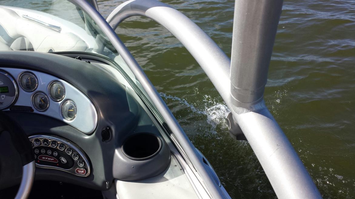 Click image for larger version

Name:	nautique7.jpg
Views:	469
Size:	95.8 KB
ID:	380710