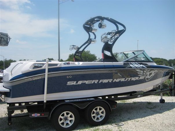 Click image for larger version

Name:	nauti.jpg
Views:	686
Size:	52.7 KB
ID:	381788