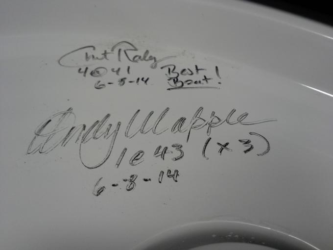 Click image for larger version

Name:	andy autograph.jpg
Views:	215
Size:	21.1 KB
ID:	479679