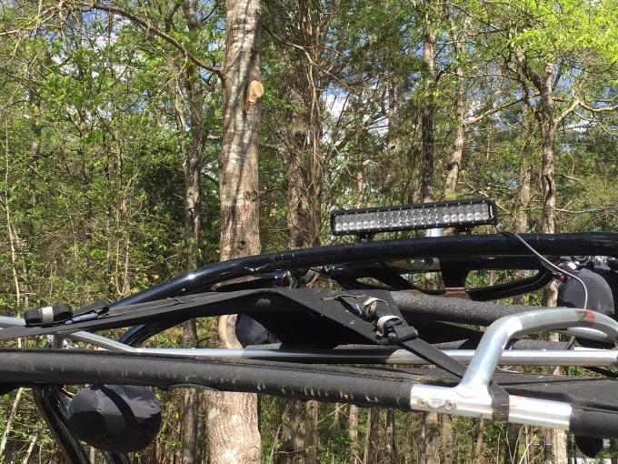 Click image for larger version

Name:	20 Inch Auxbeam tower light bar 2.jpg
Views:	306
Size:	109.2 KB
ID:	485527