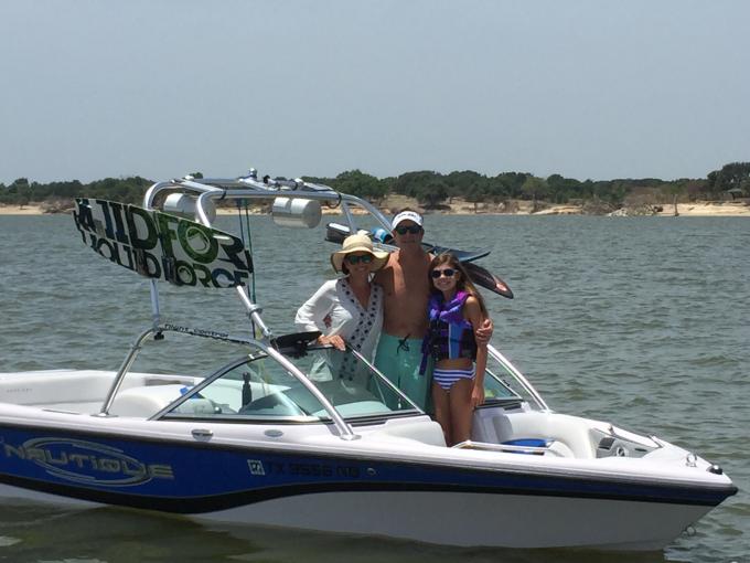 Click image for larger version

Name:	Boat.jpeg
Views:	126
Size:	45.4 KB
ID:	493922