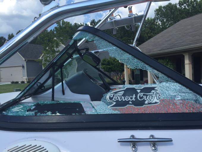 Click image for larger version

Name:	windshield.jpeg
Views:	156
Size:	58.0 KB
ID:	494750