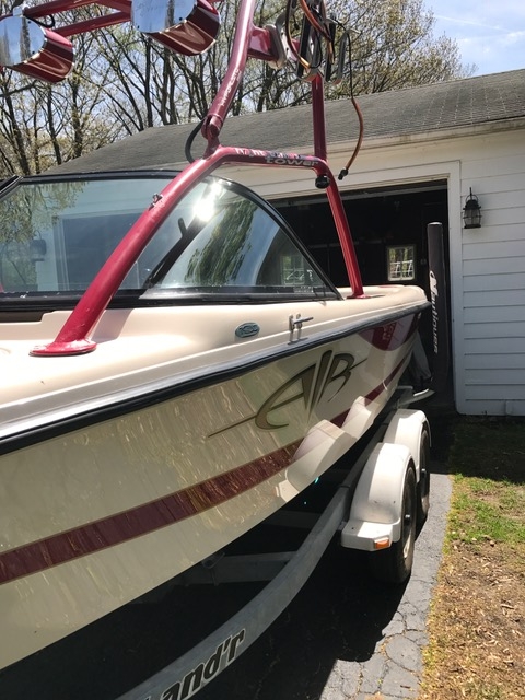 Click image for larger version

Name:	boat3.JPG
Views:	175
Size:	225.7 KB
ID:	518672