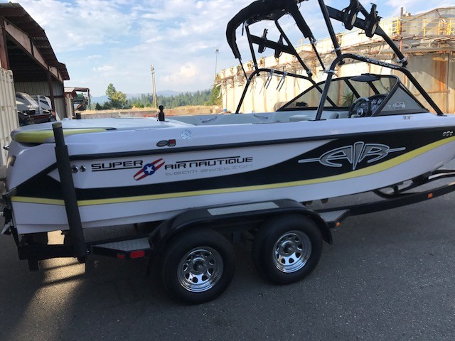 Click image for larger version

Name:	boat2.JPG
Views:	232
Size:	91.1 KB
ID:	550620
