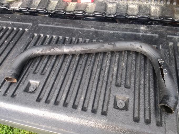 Click image for larger version

Name:	Split Hose.jpg
Views:	192
Size:	74.8 KB
ID:	558394
