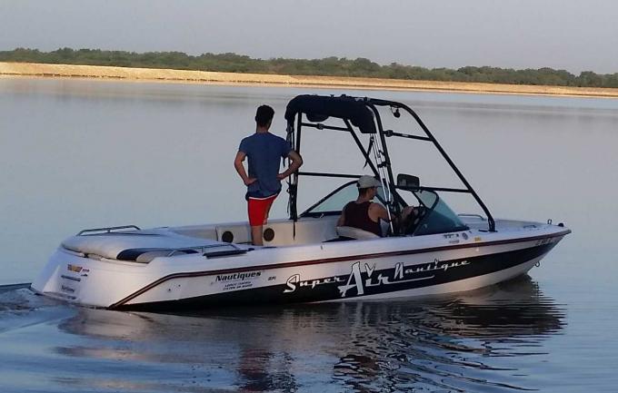 Click image for larger version

Name:	Nautique2.jpg
Views:	1276
Size:	40.3 KB
ID:	560041
