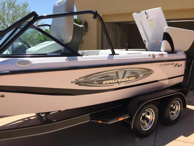 Click image for larger version

Name:	Boat.jpg
Views:	1909
Size:	49.5 KB
ID:	565715
