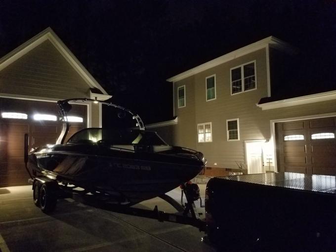 Click image for larger version

Name:	Night pic 1. Boat n garage.jpg
Views:	3754
Size:	35.1 KB
ID:	575052
