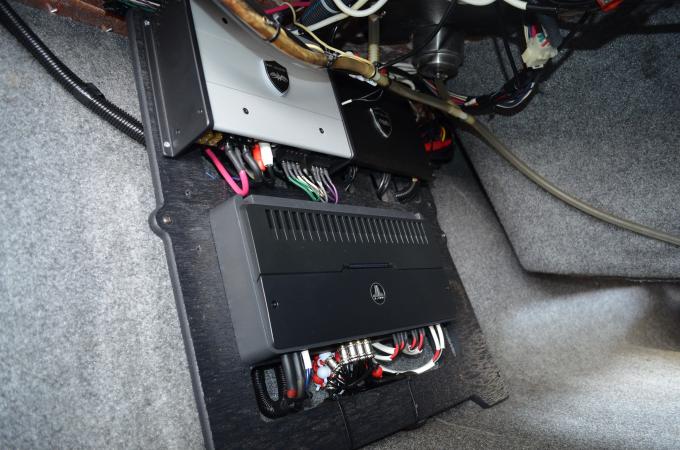 Click image for larger version

Name:	Stereo 4.jpg
Views:	377
Size:	55.9 KB
ID:	584332