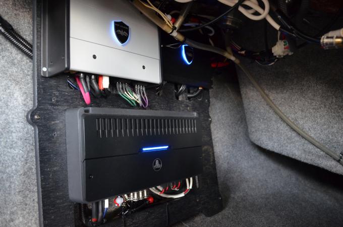 Click image for larger version

Name:	Stereo 5.jpg
Views:	372
Size:	44.8 KB
ID:	584333