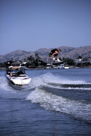 Click image for larger version

Name:	tailgrab.jpg
Views:	642
Size:	45.9 KB
ID:	592482