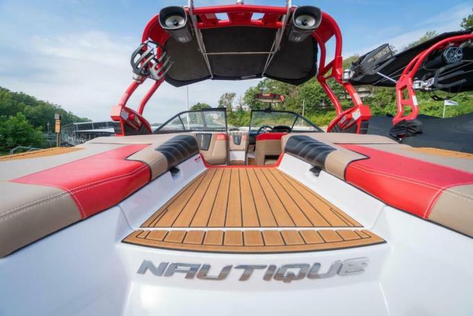 Click image for larger version

Name:	nautique-g21-2829610.jpg
Views:	498
Size:	47.7 KB
ID:	617117