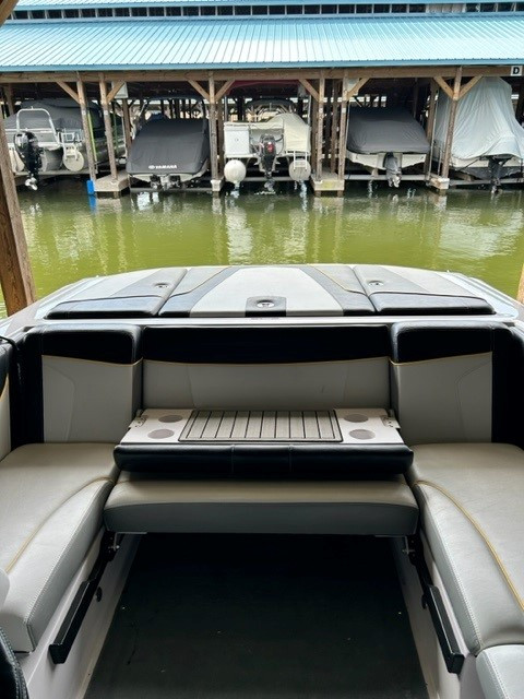 Click image for larger version

Name:	Boat inside rear.jpg
Views:	511
Size:	97.3 KB
ID:	661417