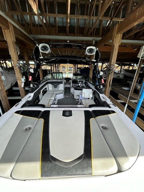 Click image for larger version

Name:	Boat whole inside.jpg
Views:	509
Size:	109.5 KB
ID:	661419