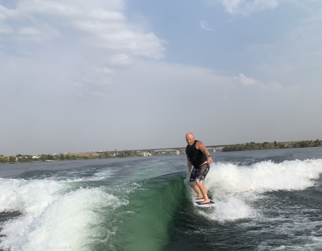 Click image for larger version

Name:	Surf Wave.jpg
Views:	132
Size:	86.3 KB
ID:	683292