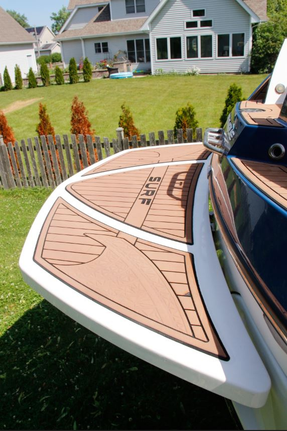 Click image for larger version

Name:	back deck.jpg
Views:	185
Size:	200.4 KB
ID:	686039